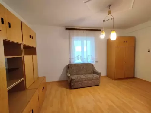 Kiskunhalas-17,8 M Ft-80m2-04