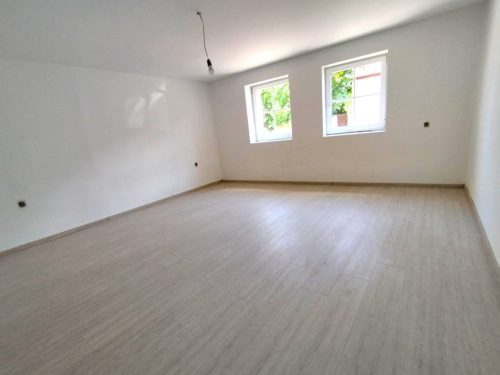03-Janoshalma-15M-72m2