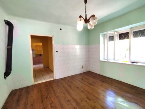 06-Csaszartoltes-Kiscsala-25M-104m2