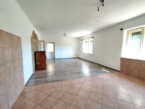 09-Csaszartoltes-Kiscsala-25M-104m2