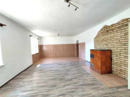 12-Csaszartoltes-Kiscsala-25M-104m2